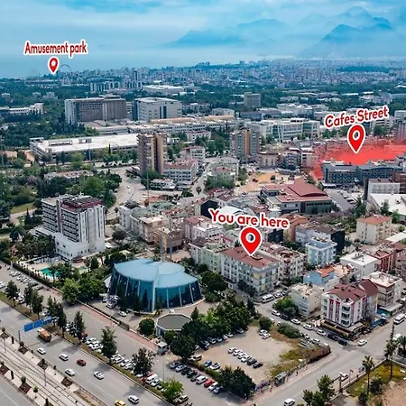 Giris Kat,merkezi Konum, Alisveris Merkezi Karsisi'3' Apartment *