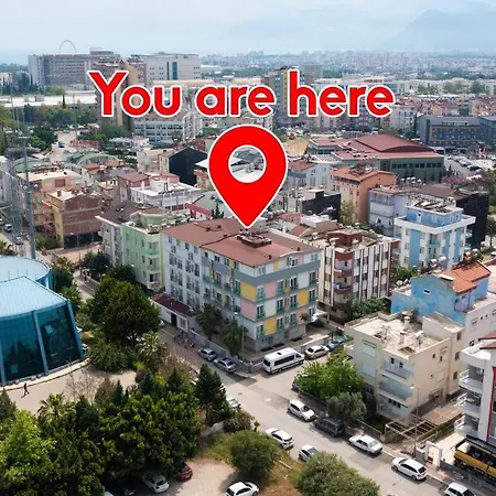 Giris Kat,merkezi Konum, Alisveris Merkezi Karsisi'3' * Antalya